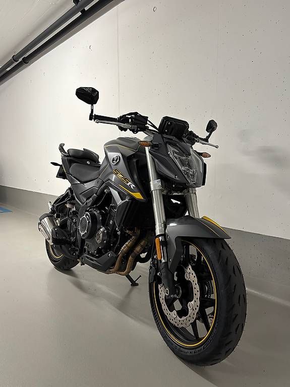 Strada: Voge 525R (35kw) – Usato da Grüt (Gossau ZH) venduto da sar_ymx8 1