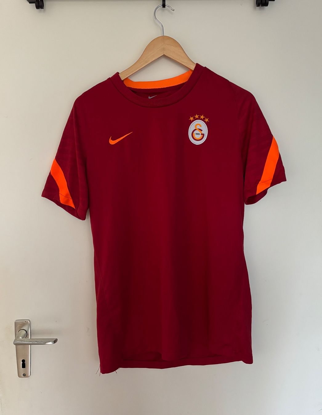 Nike Canottiere & Pantaloni: Nike Galatasaray Trikot – Usato da Muttenz venduto da s24_6nnd