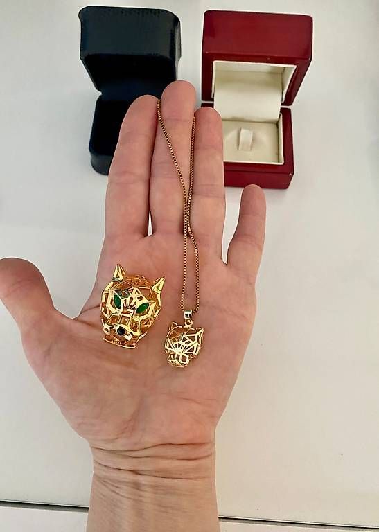 Ciondoli: Pantere ring e ciondolo con catena – Usato da Lugano venduto da dir_5287