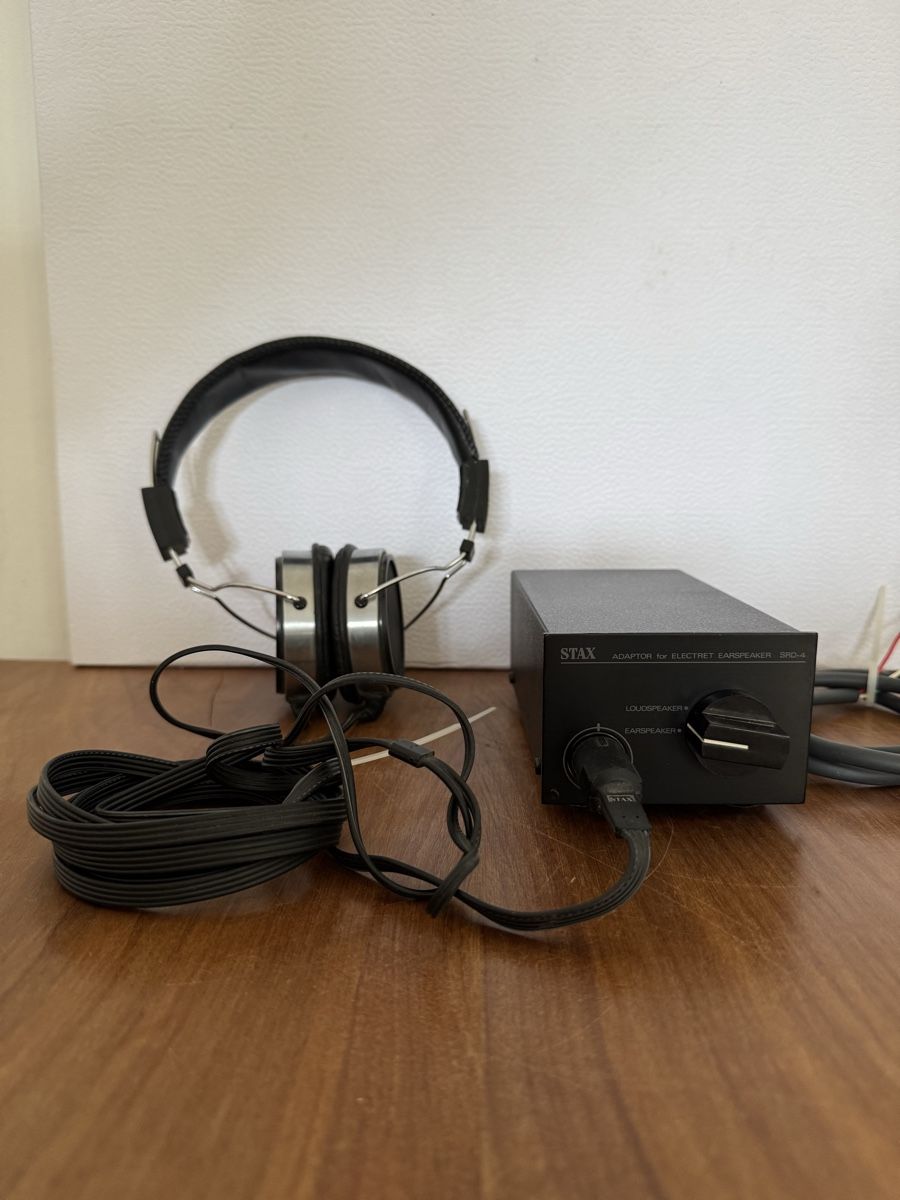 Stax Cuffie: Stax SRD-4 Adapter + Electret Ear Kopfhörer SR-40 – Usato da Zürich venduto da Nobs1 1