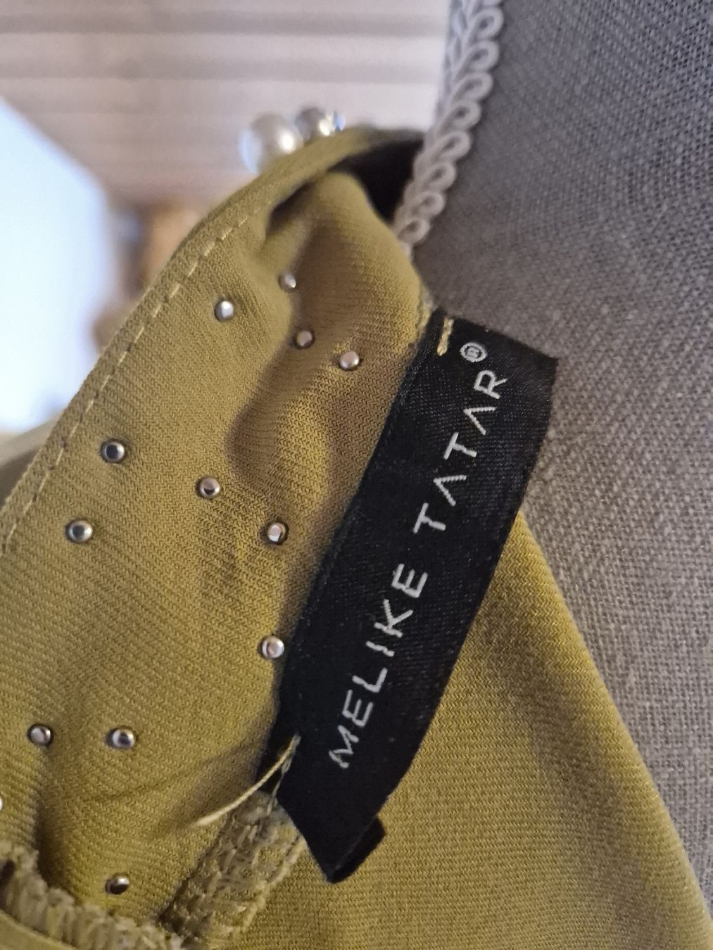 Kleider: Kleid Melike Tatar mit Perlen Grösse Einheitsgrösse – Neu (gemäss Beschreibung) aus Zürich von Drago670 5