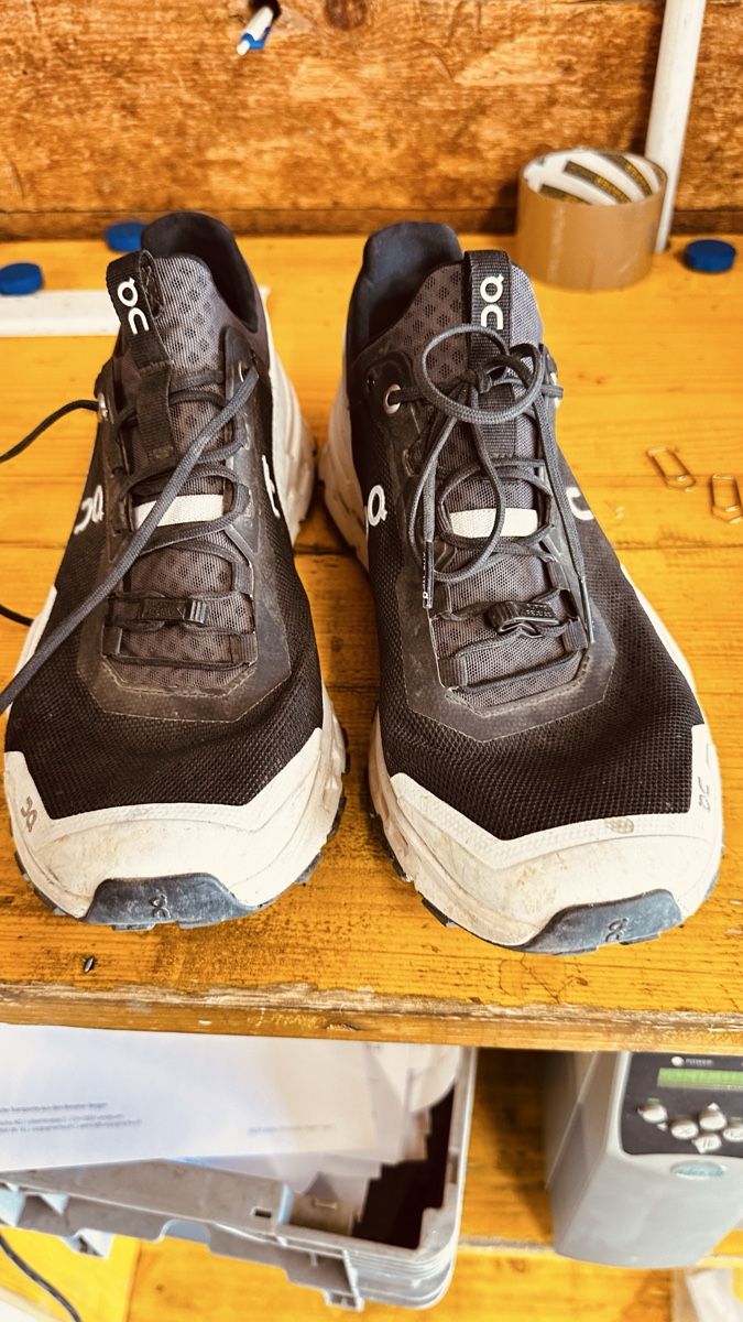 On Scarpe da uomo: ON Running Shoes Black/White Used – Usato da Vulpera venduto da Ricky1989
