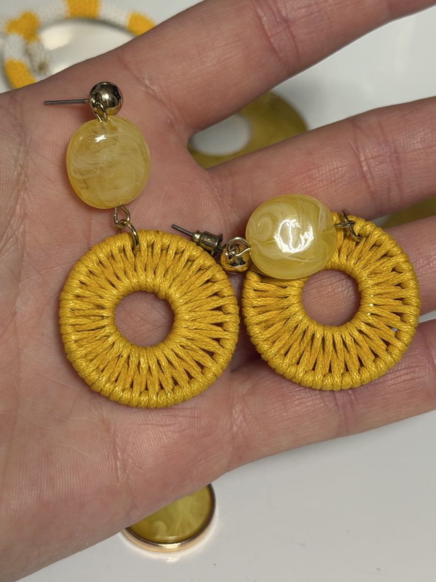 H&M Orecchini pendenti & Orecchini a lobo: Boucle oreille 5 x pièce! – Usato da Fribourg venduto da VSL-LUXE-BRAND 8