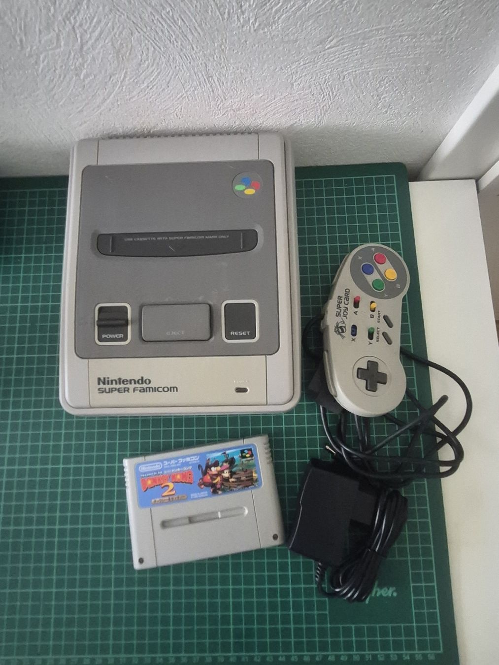 Nintendo Konsolen: SNES Super Famicom Console with Donkey Kong 2 Game – Gebraucht aus Meyrin von Retro-GZ