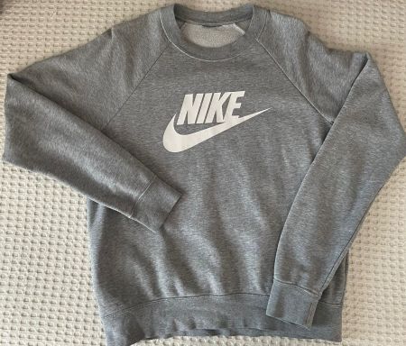 Nike Pullover, Grösse S, Top Zustand, Grau/Schwarz, Neu! ...