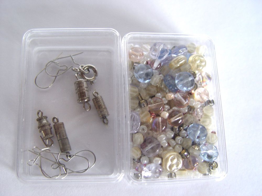 Bunte Glasperlen Set Für Schmuckherstellung - DIY Bastelset Mit Mini-Perlen