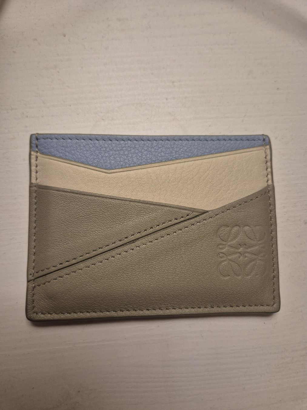 Loewe Portafogli: Loewe Puzzle Card Holder – Usato da Biel/Bienne venduto da mvfa88