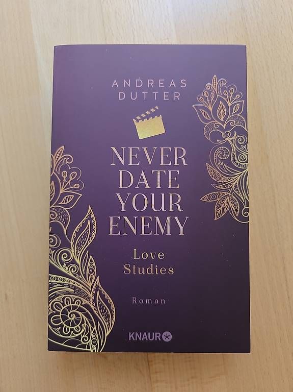 Bücher: Buch "Never Date Your Enemy" – Gebraucht aus Kloten von chr_rmr