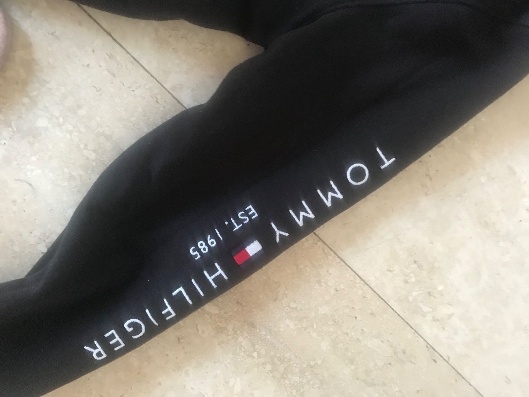 Tommy Hilfiger Maglioni & Felpe: Tommy Hilfiger Sweatjacke – Usato da Oftringen venduto da mbc_b8vr 1