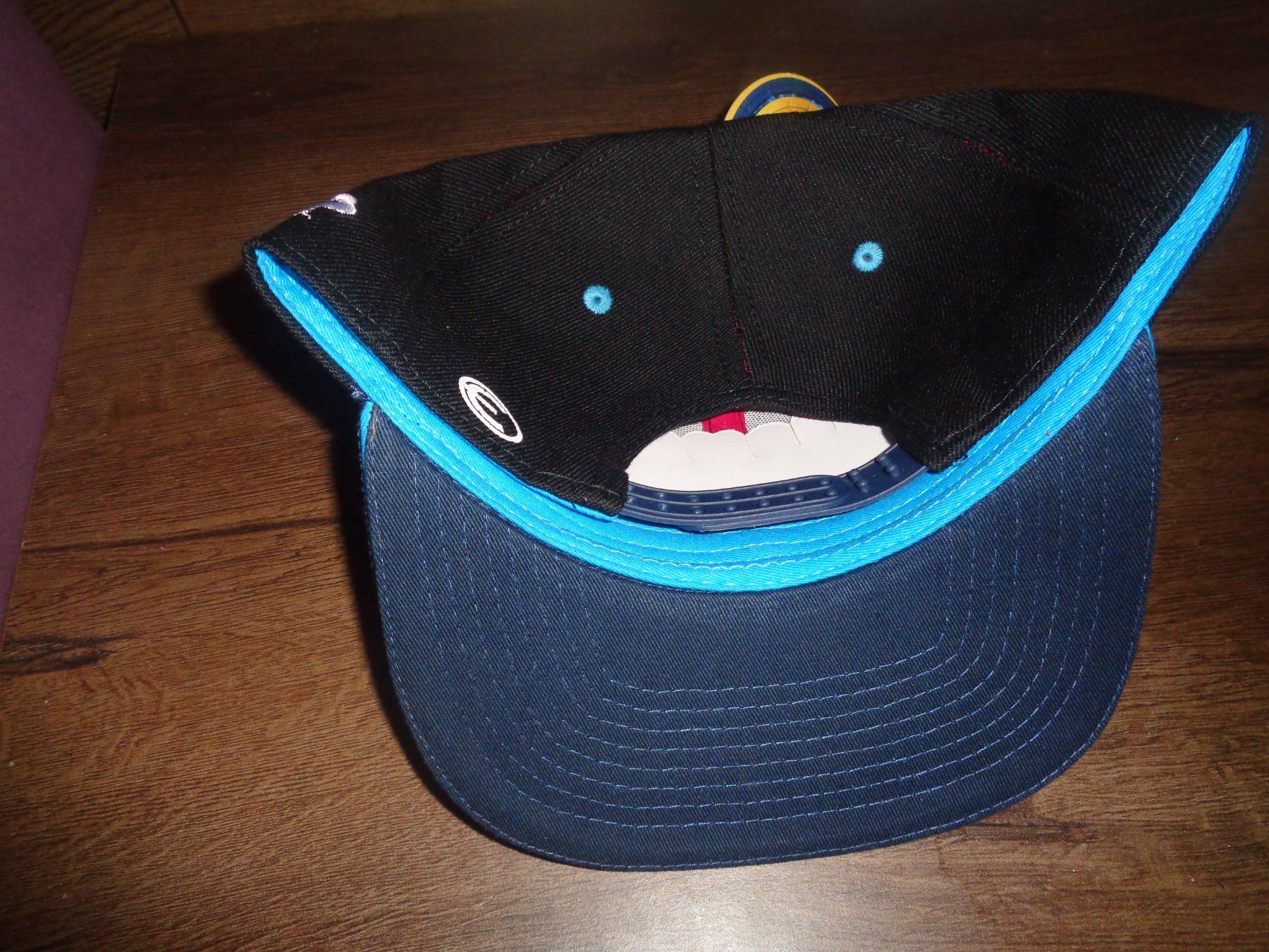 Copricapi, berretti & cappellini: The Eternals - Kro - Snapback Cap – Nuovo e nell'imballaggio originale da Olten venduto da Disc-Ausverkauf 1