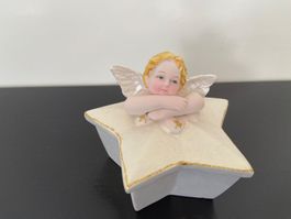 Porzellandose Stern mit Engel Figur, weiss,