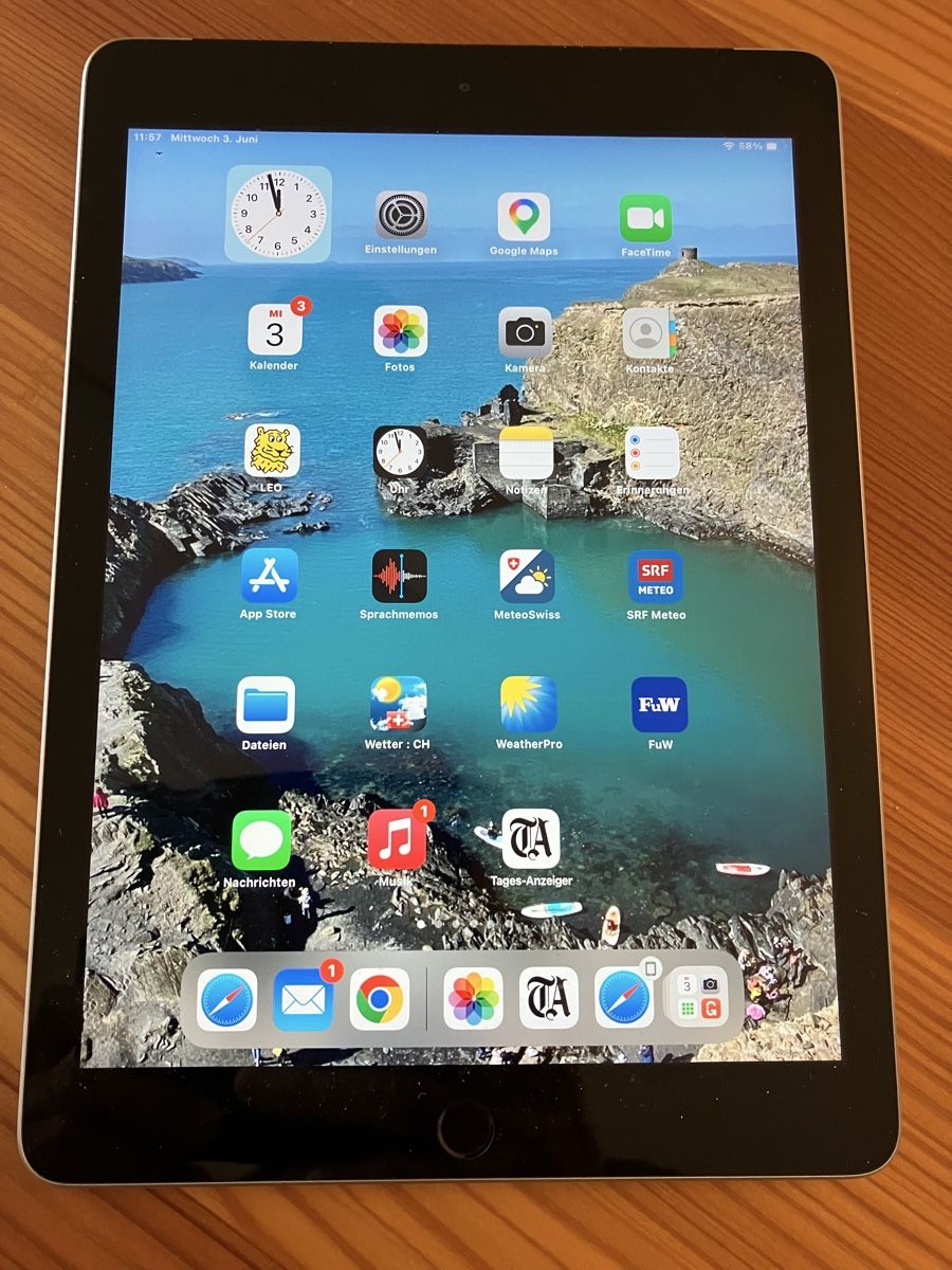 Apple Tablet PC: iPad 5.Generation 128GB – Gebraucht aus Weggis von GuidoLori