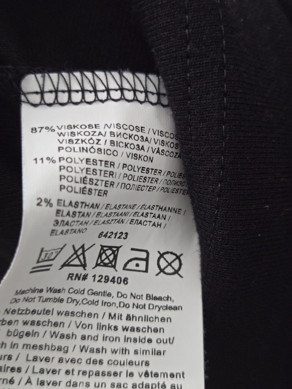 Vestiti: Kleid schwarz Grösse M mit Steinen und Muster – Usato da Rheinsulz venduto da Gilea 7