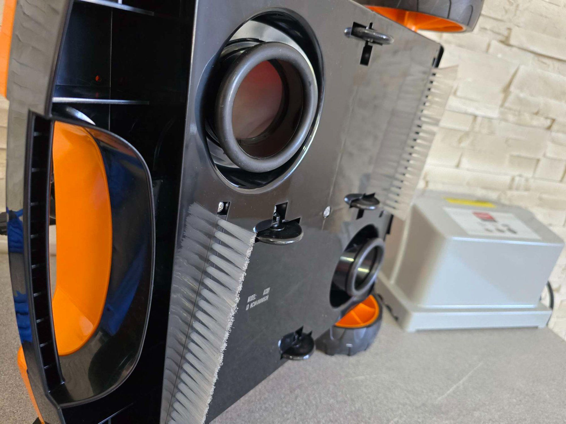 Accessori per Piscine: Automatischer Poolroboter 2Programme Poolsauger Poolreiniger – Nuovo (secondo la descrizione) da Baar venduto da Werkzeugzentrum 5
