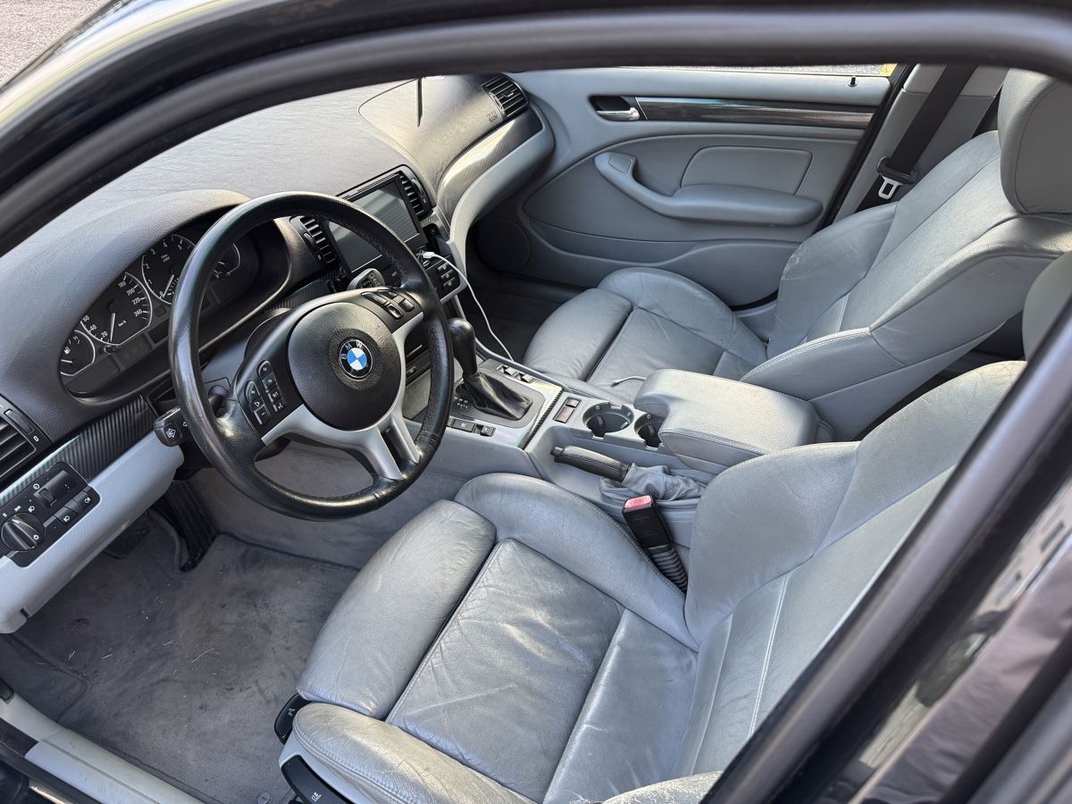 BMW Automobili: BMW 330 i – Usato da Lyss venduto da Leedio 5