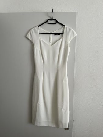 Hugo Boss weisses Etuikleid - S