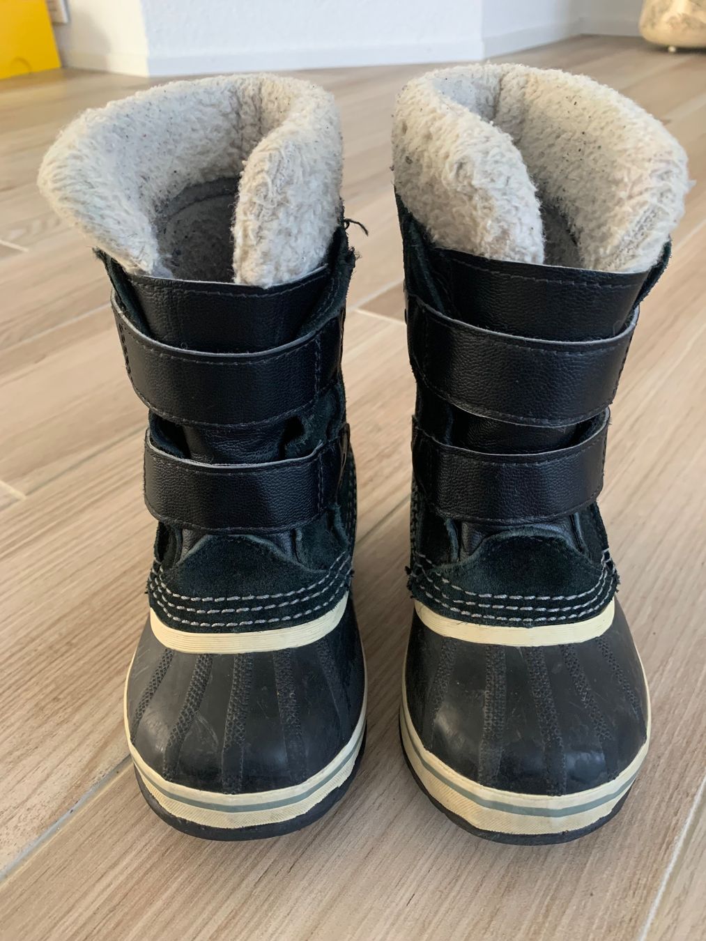 Sorel Scarpe per ragazzi: Sorel Winterstiefel Gr. 27 schwarz – Usato da Rudolfstetten venduto da Joyw 2