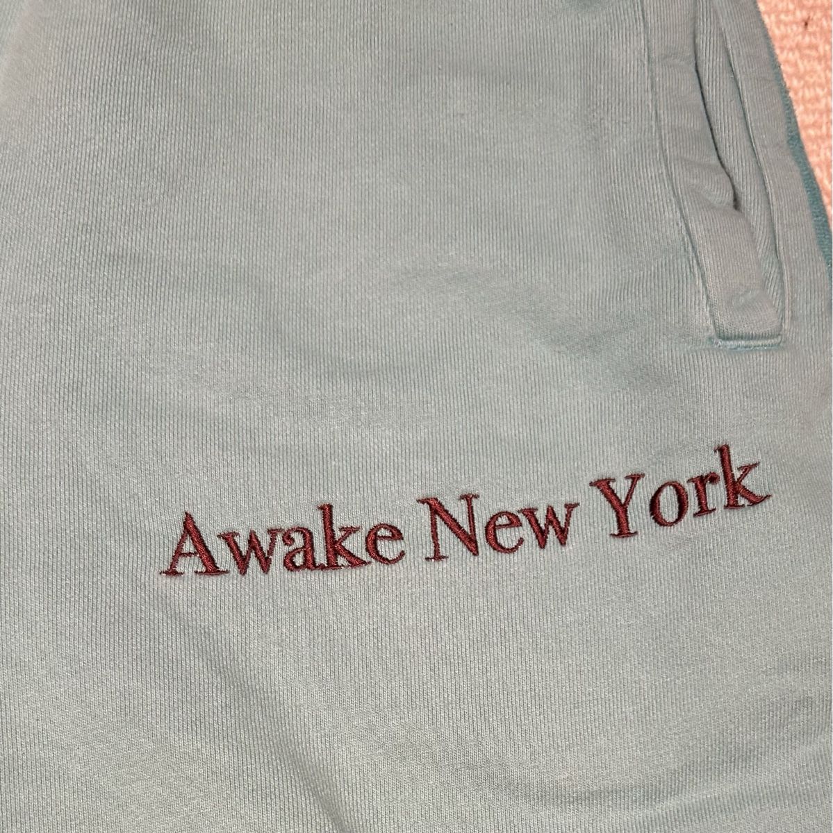 Pantalons: Awake New York Trainerhosen – D'occasion à Mönchaltorf par johanna_k06 1