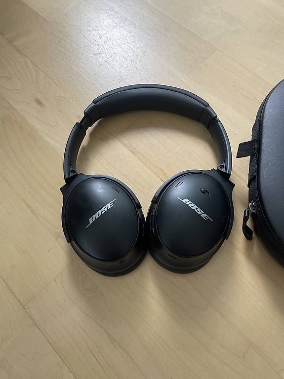 Bose Cuffie: Bose QC45 – Difettoso da Bern venduto da Laurin008 1