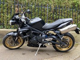 Triumph Street Triple R 675 – nur 9'661 km