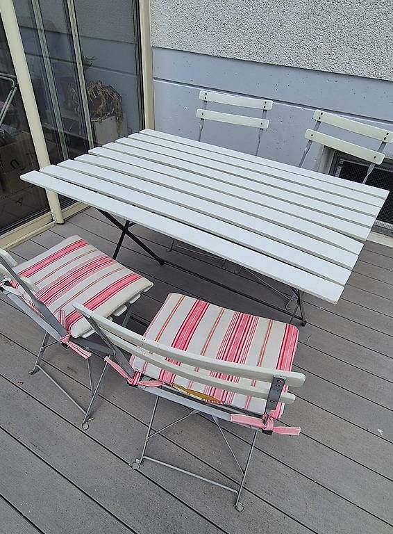 Set di tavolo e panche: Set de table + chaises pour jardin – Usato da Villars-sur-Glane venduto da Verocac 3