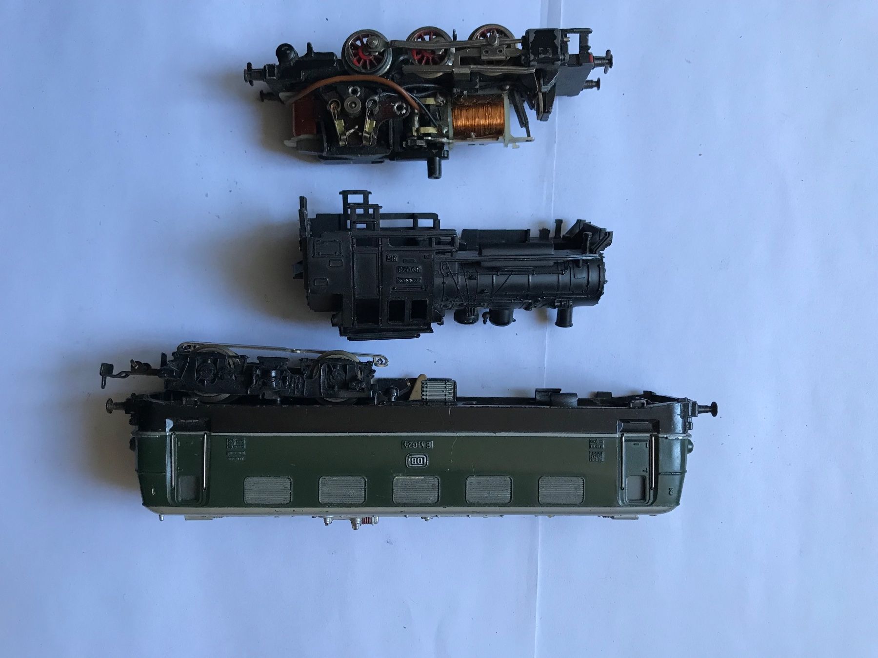 Märklin Modellini di ferrovie: märklin eine defekte dampf- und eine elektrolok – Difettoso da Liestal venduto da ozo2005 2