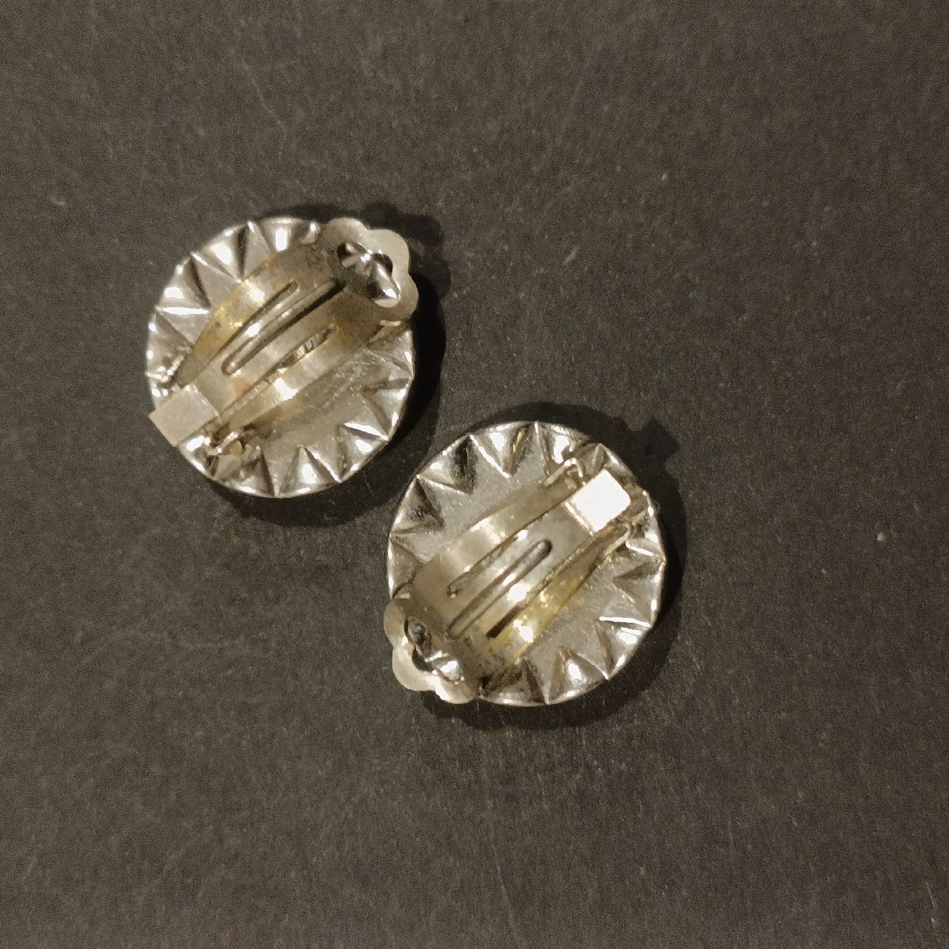 Ohrringe & -stecker: Ohrringhe Clip Vintage – Gebraucht aus Giubiasco von giubi01 2