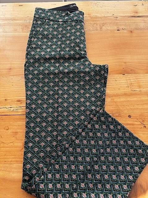 King Louie Pantaloni: King Louie hübsche Stoffhose Grösse 34 – Nuovo e nell'imballaggio originale da Bern venduto da Delirious 2