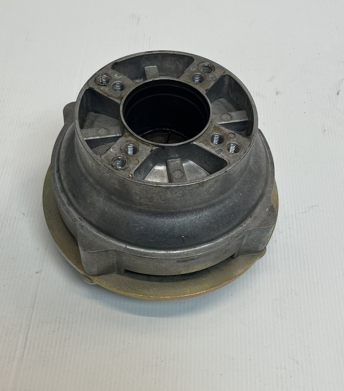 Tutti i ricambio: Wellenflansch 30mm  Welle – Usato da Romanshorn venduto da proNautik 1