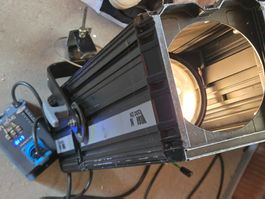 Projecteur poursuite lumineuse Vision 1200 ZN avec variateur
