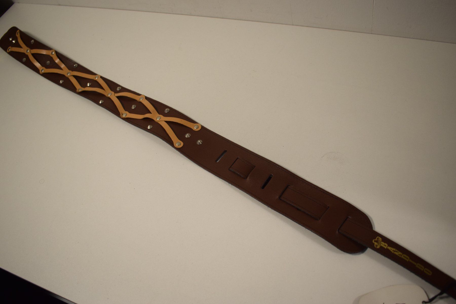 Musikinstrumente: Gitarrengurt NEU – Gebraucht aus Zürich von Brockito 5