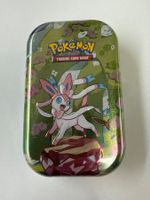 Pokemon Prismatic Evolutions Mini Tin Sylveon 🇬🇧 Neu OV