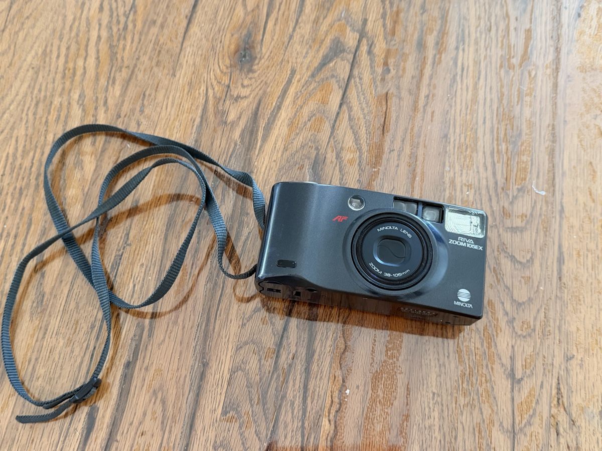 Minolta Fotocamera: Minolta Riva Zoom 105EX Analog Camera – Usato da Zürich venduto da Gadgets2020 1