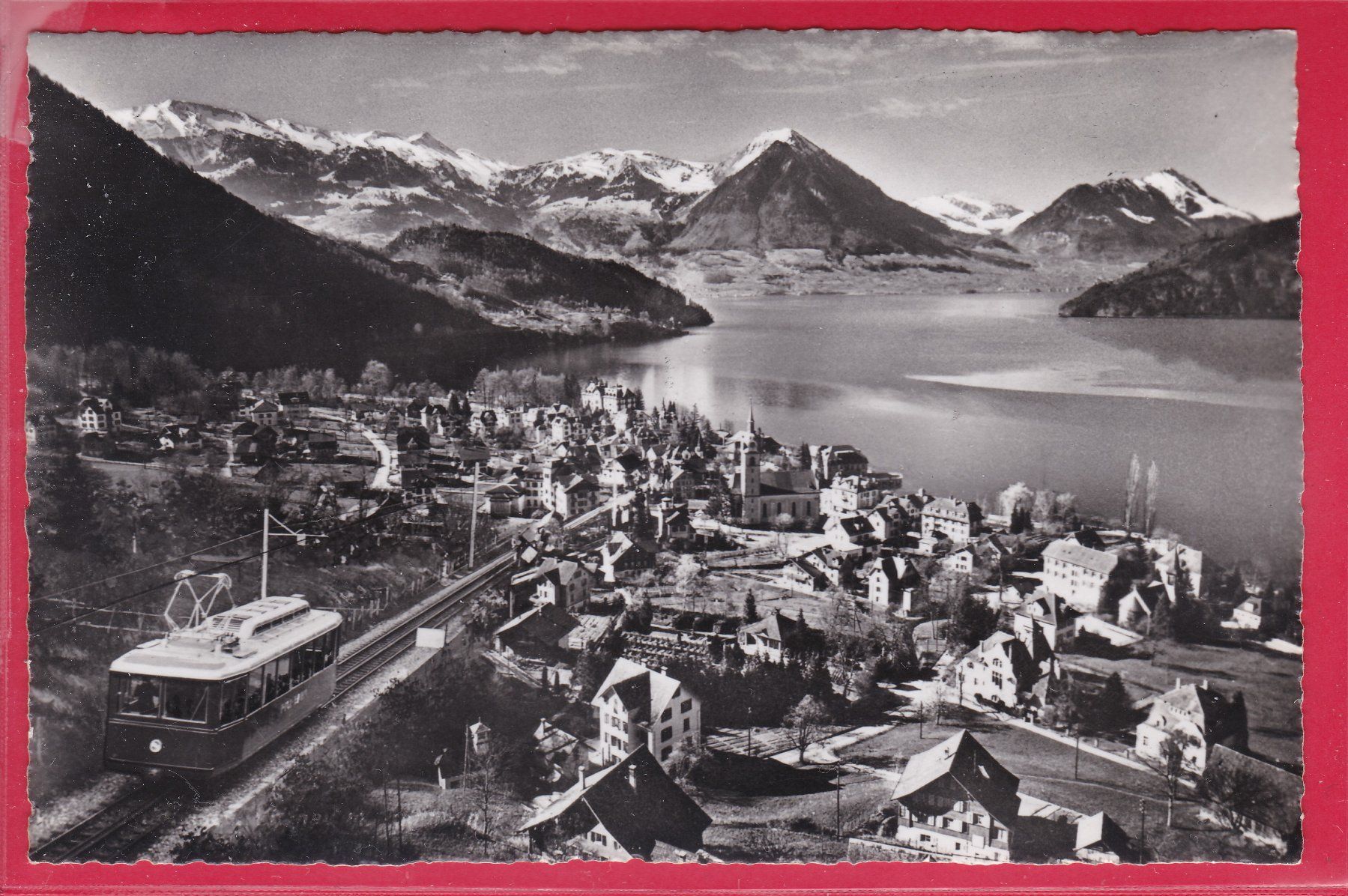 Cartoline postali: VITZNAU MIT RIGIBAHN UND ALPEN – Usato da Oberrieden venduto da Gebirgsstelze
