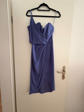 One-Shoulder Kleid