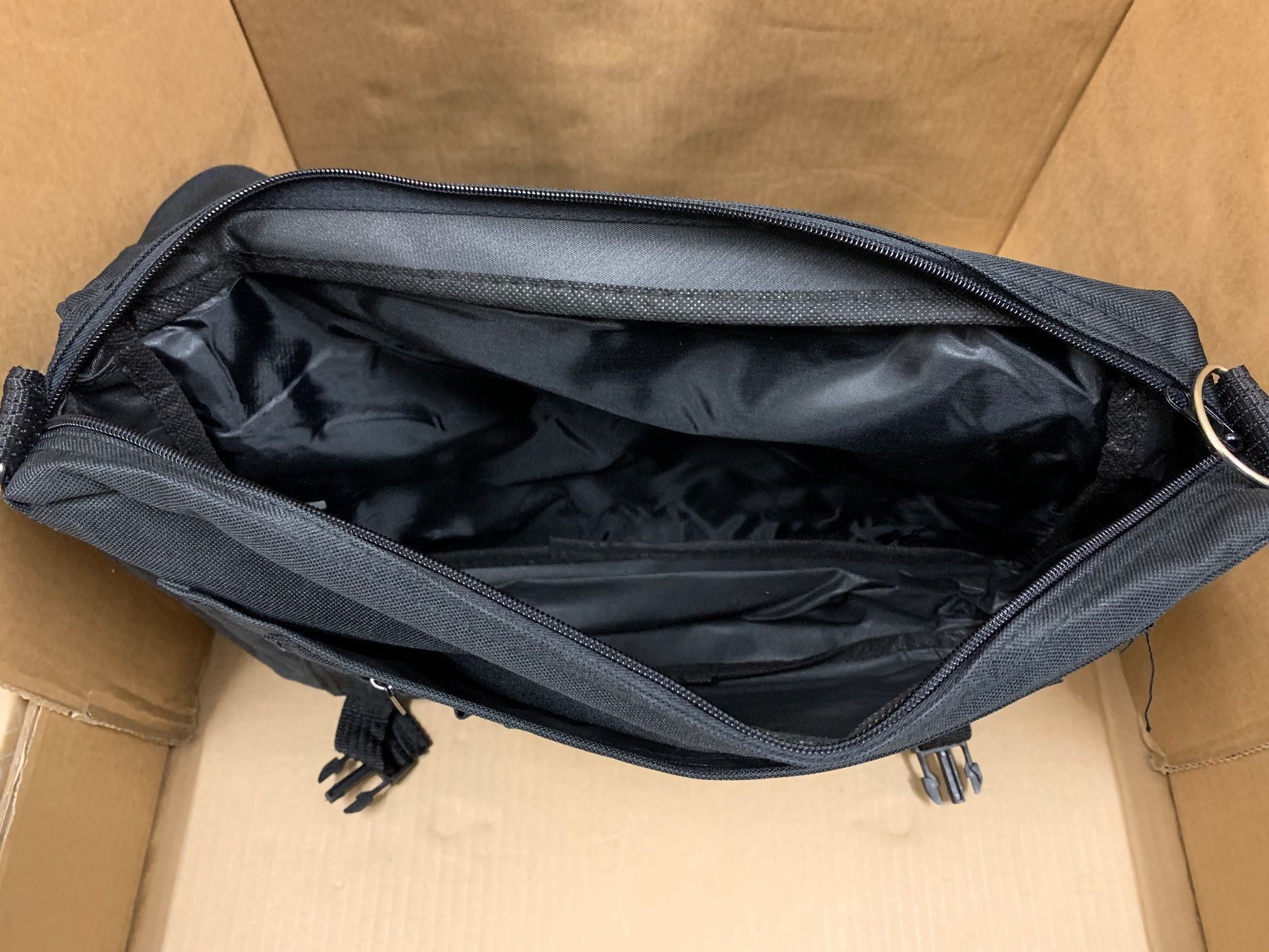 Borse: Tasche ZfU – Usato da Eschlikon TG venduto da ArtRec 4