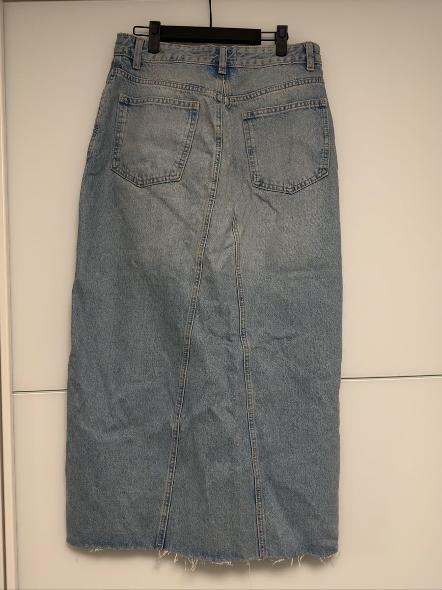 Zara Röcke: Zara Denim Maxi Skirt - Size Medium – Gebraucht aus Zürich von ada_frolova 1