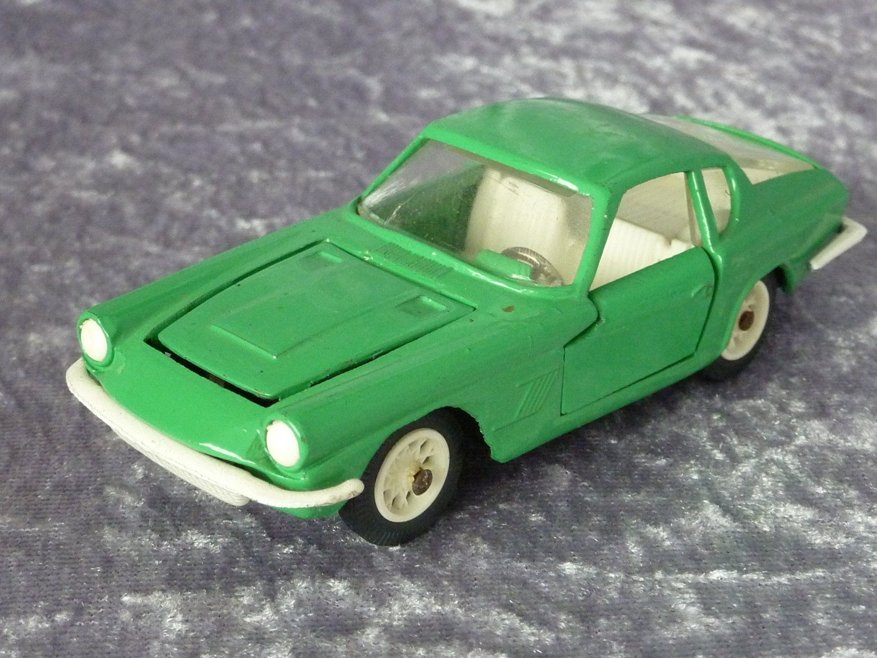 Maserati Modellini d'auto: Maserati Mistral 1:43 – Usato da Dürrenäsch venduto da modellautos4you 4