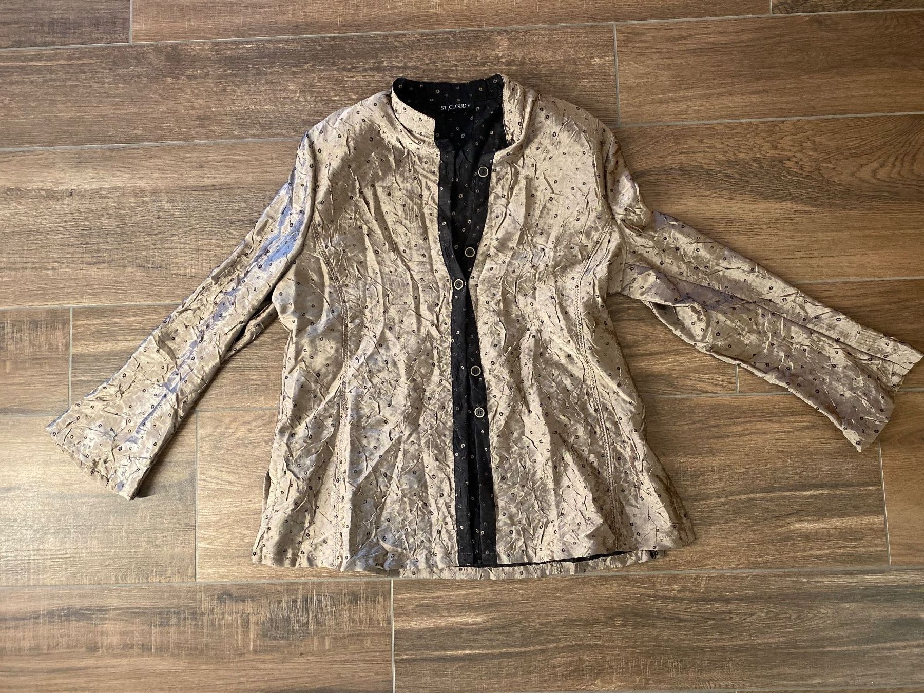 Camicette: St. Cloud Bluse elegant gold Gr. 42 – Usato da Pratteln venduto da a23_j2gs