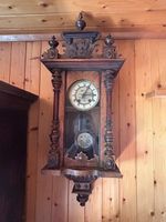 Antike Wanduhr mit Pendel und Schlussel Holzgehause Unbek...