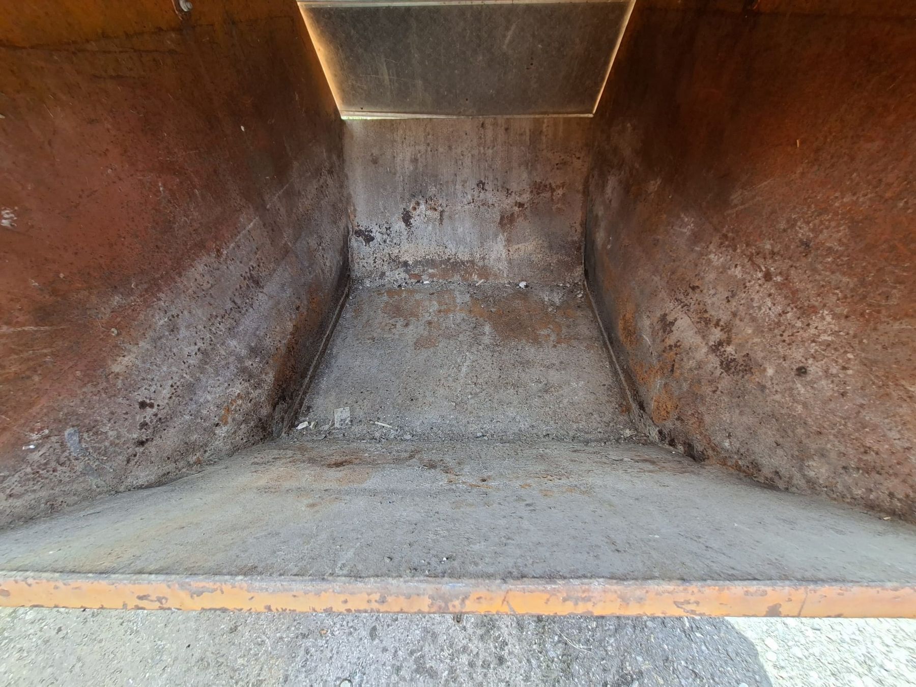 Contenitori edile: 2x Welaki - Deckelmulde 3 m3 – Usato da Schöfflisdorf venduto da locobennito 2