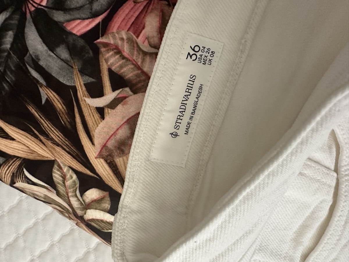 Stradivarius Gonne: Jupe/Short blanc Stradivarius taille 36 bon état – Nuovo (secondo la descrizione) da Chêne-Bourg venduto da raf_k9v7 3