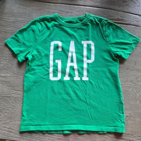 🐸 GAP T-SHIRT KIDS S 6 - 7 J