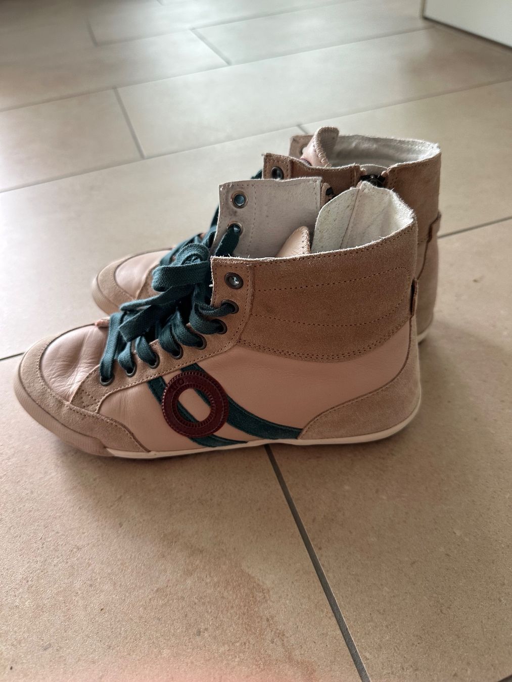 Scarpe da uomo: Aro Schuhe Gr. 38 - neuwertig – Nuovo (secondo la descrizione) da Fribourg venduto da mir_k7b9 2
