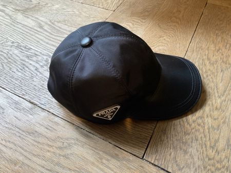 Prada Nylon Cap schwarz M