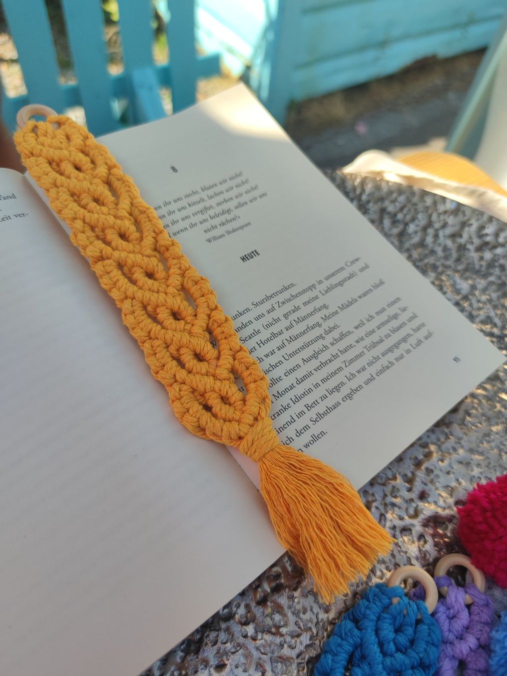 Altre raccolte & rarità: Handemade Makramee Lesezeichen / Buchzeichen 1 Stück – Nuovo (secondo la descrizione) da Bülach venduto da m_yyw9 1