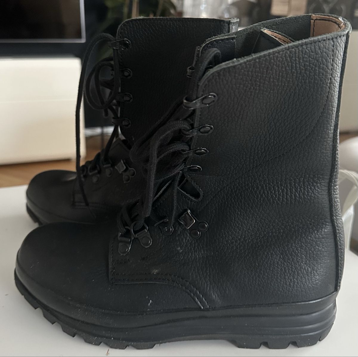 Schweizer Armee Herrenschuhe: Schweizer Armeestiefel NEU Grösse 42-43 – Neu (gemäss Beschreibung) aus Dietikon von Zebrino_10 1