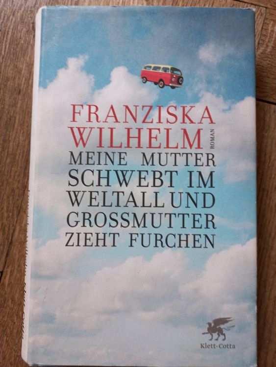 Meine Mutter schwebt im Weltall und Großmutter zieht Furchen Kaufen