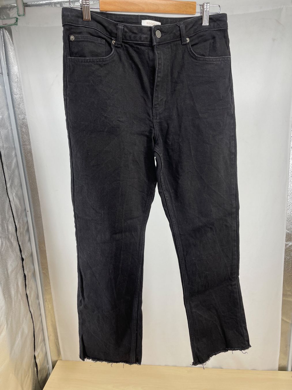 Kookai Jeans: KOOKAI- jeans noir 42 – Usato da Lausanne venduto da PlusValue_Lausanne