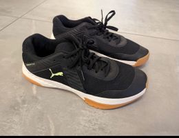 Puma Hallenschuhe, Schwarz, Grösse 41 - Top Zustand!